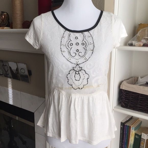 Beaded mesh top - Picture 1 of 1